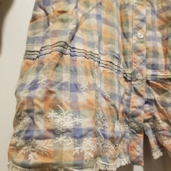 💟 FREE add on - checkered  shirt - Picture 2 of 2